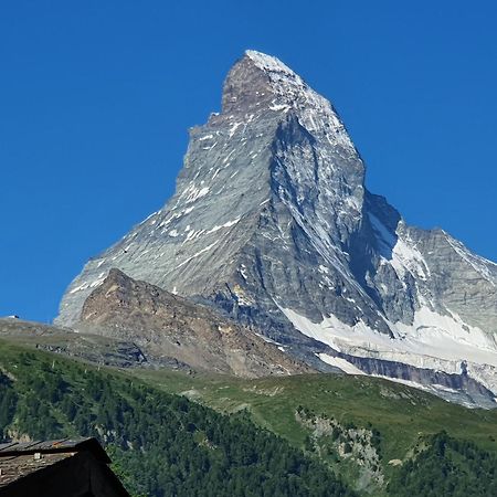 Strahlhorn Apartment Zermatt Exterior photo