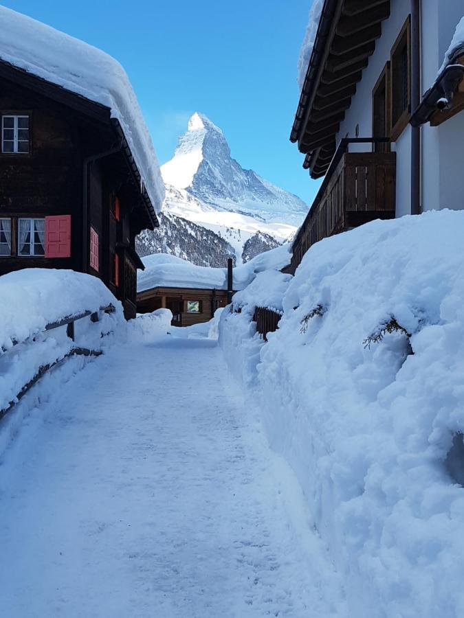 Strahlhorn Apartment Zermatt Exterior photo