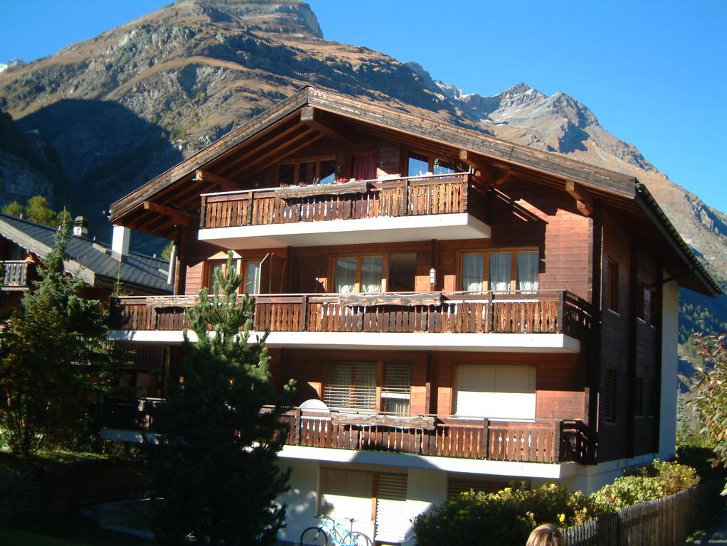 Strahlhorn Apartment Zermatt Room photo
