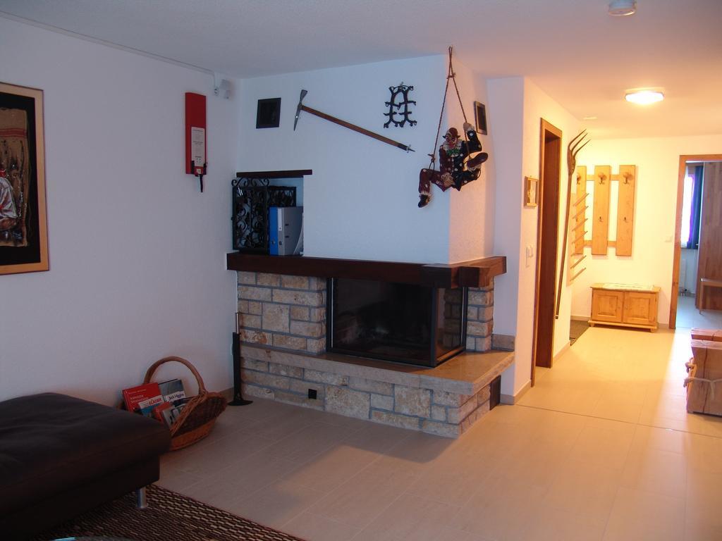 Strahlhorn Apartment Zermatt Room photo